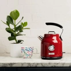 Haden Dorset 7-Cup Stainless Steel Electric Kettle | Red 18 Haden Dorset 7-Cup Stainless Steel Electric Kettle | Red -Coffee Sales 75000dorsetkettlers1aext 900x
