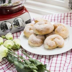 Ankarsrum Original 6230 Model Stand Mixer | Red -Coffee Sales sockerkringlor